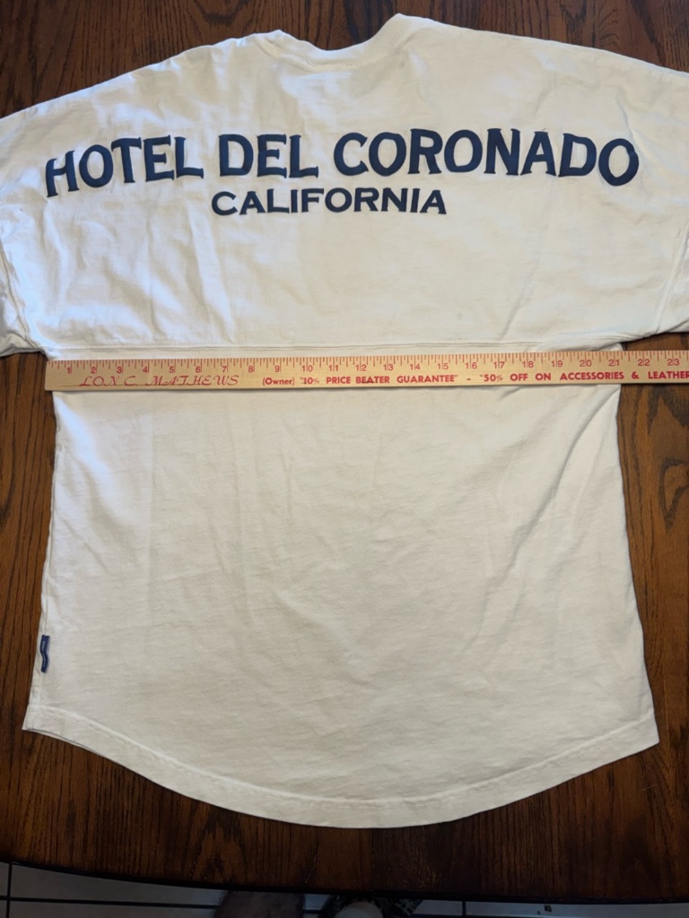 Hotel Del Coronado California White Crewneck Sweater - Picture 13 of 13